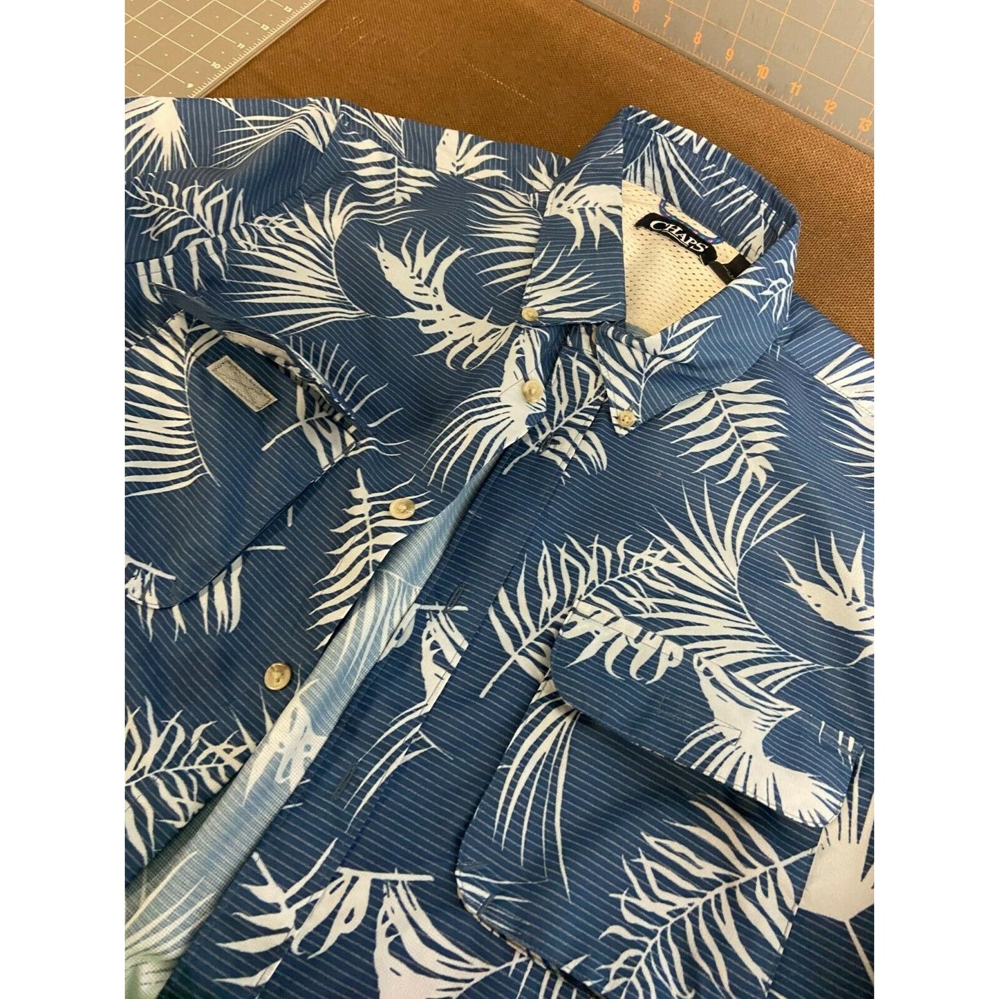 Chaps Men's Casual Blue Floral Hawaiian Short Sleeve Shirt Sz. M