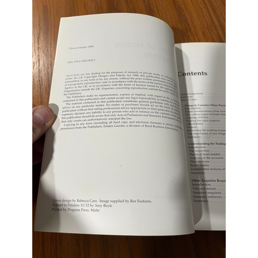 VALUATION OF HOTELS FOR INVESTORS By HARPER, DAVID (Paperback) Like New