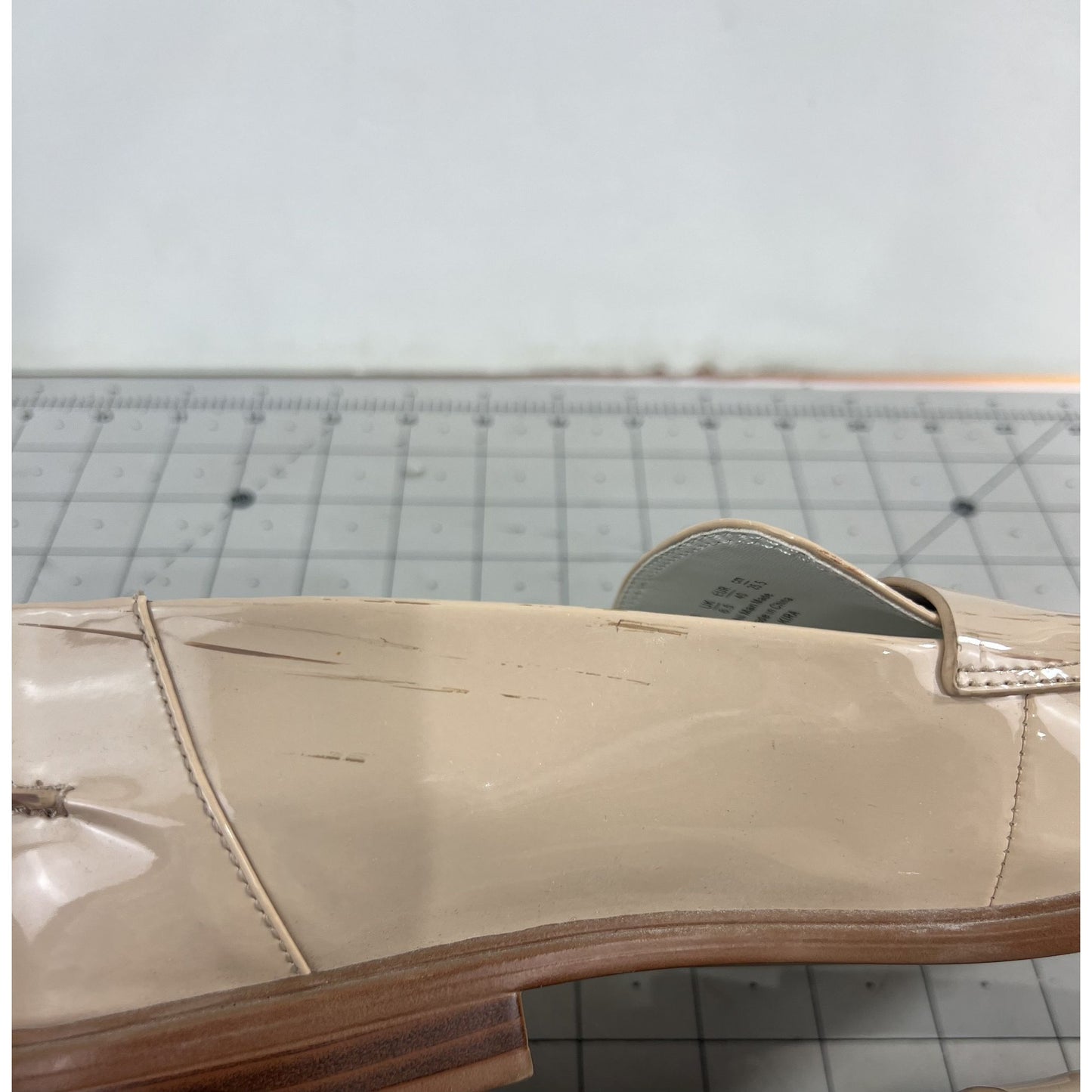 Franco Sarto Women’s Beige Patent Kira Loafers Sz. 9 Slip-On Classic