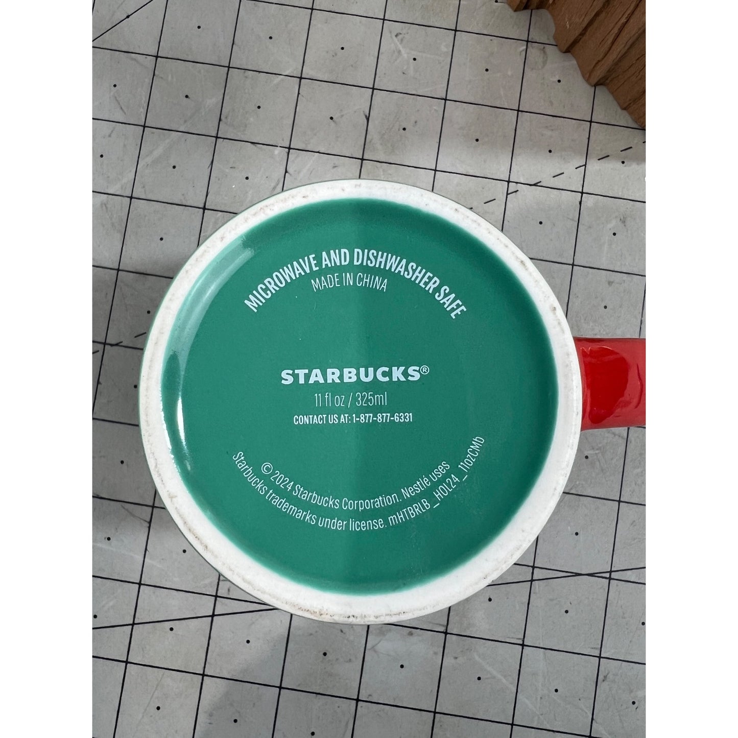 Starbucks Christmas 2024 Green Marbled Coffee Mug 11 Oz Red Handle ~~minty~~