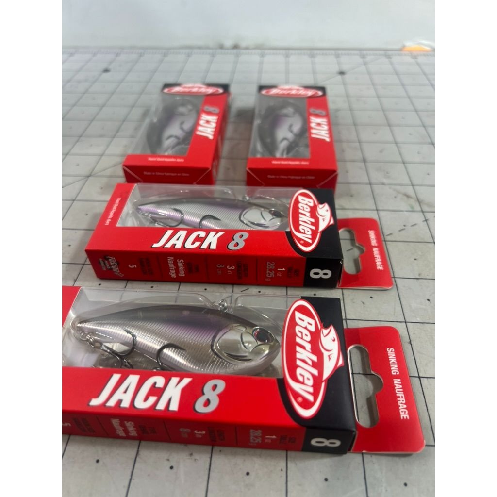Berkley Jack 8 Wakasagi Sinking Lure 3" 28.25g Hard Bait 4-Pack NEW~~