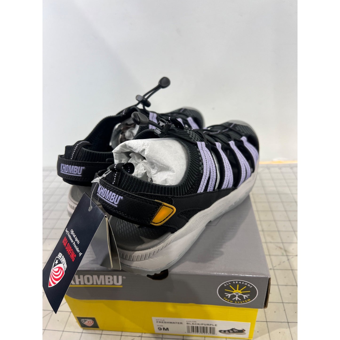 Khombu Freshwater Men's All-Season Water Shoes Black/Purple Size 9 New Sandal