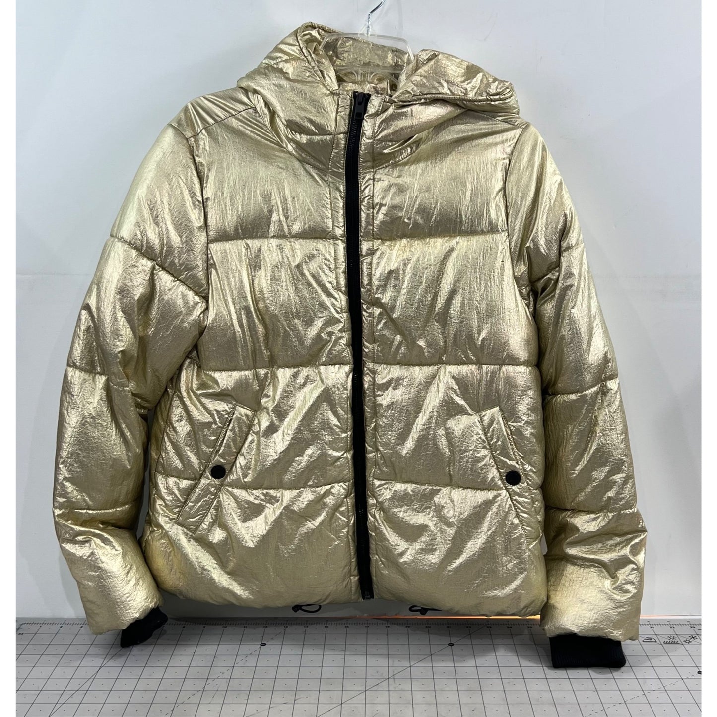 American Eagle Gold Metallic Puffer Jacket w/Hood Front Zip  Women’s Sz. M