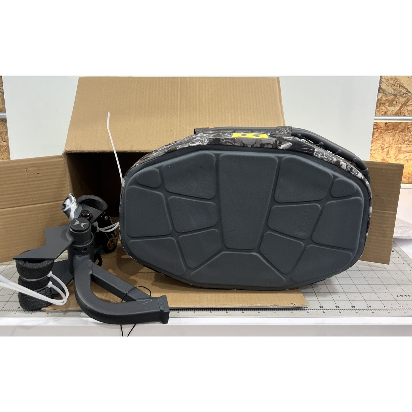 Hawk Any Angle 360 Degree Steel Hunting Tree Seat with 7-Tilt Angle Adjustments