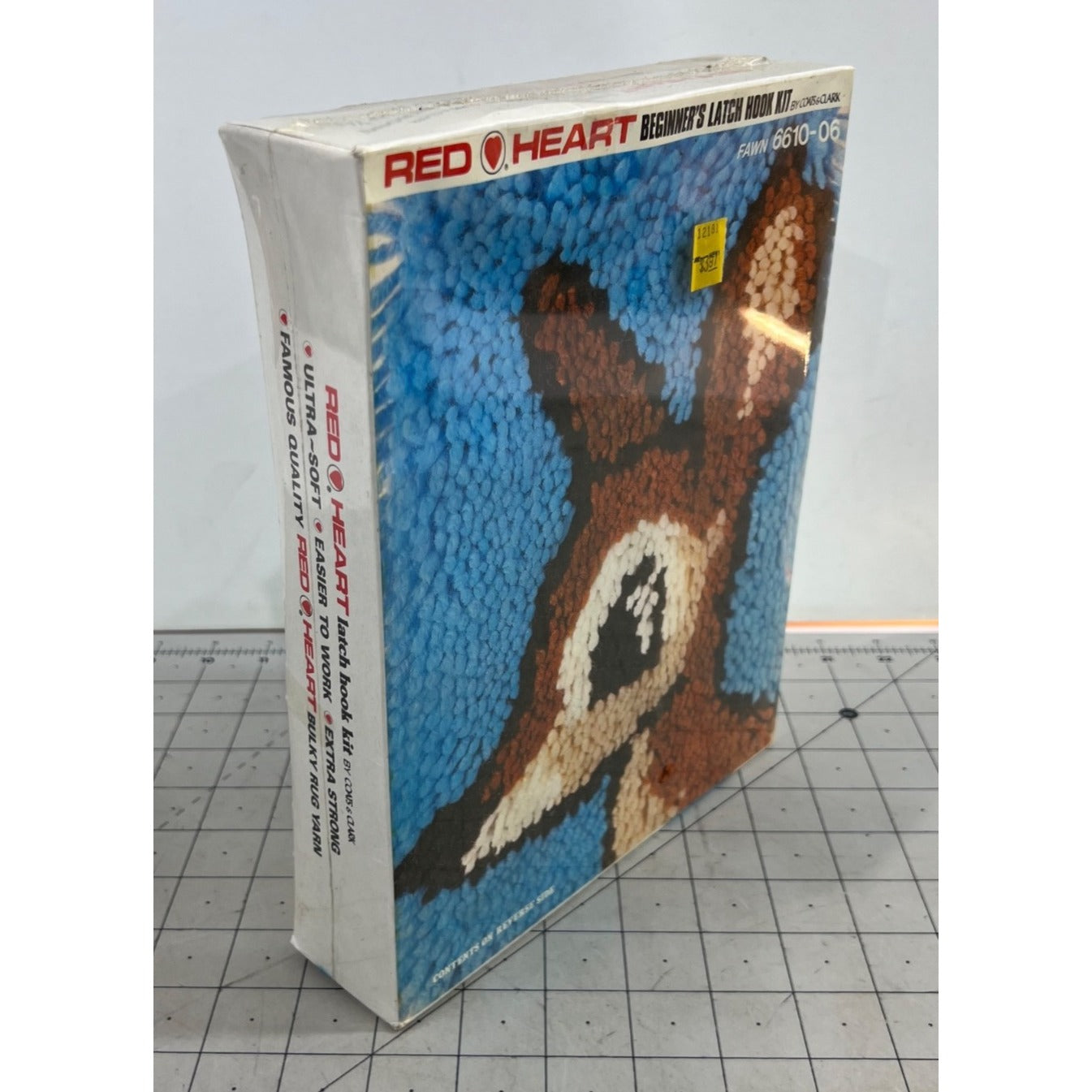 Red Heart Beginners Latch Hook Kit Deer Fawn 6610-06  8"x10" New NOS