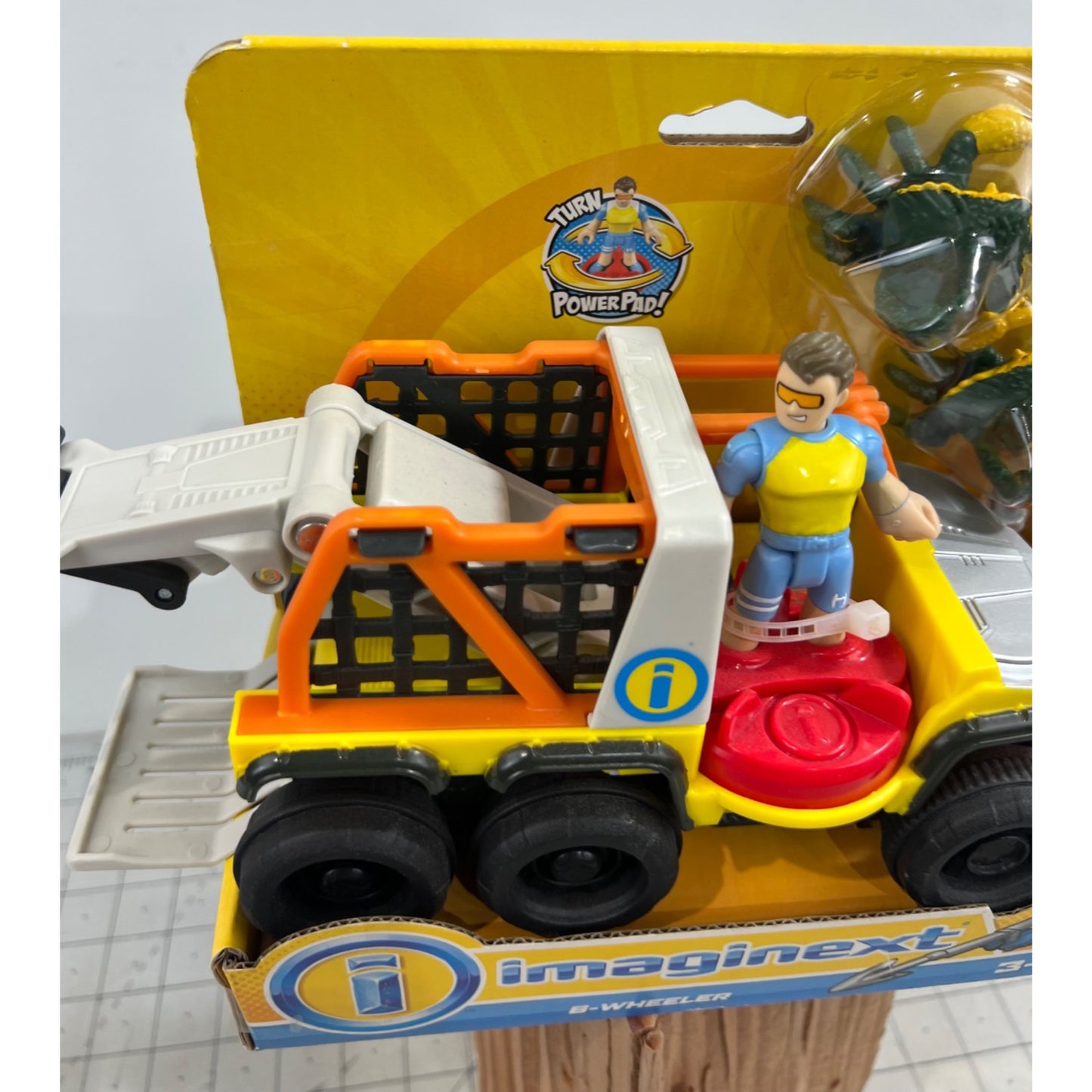 Fisher Price Imaginext Deep Sea Scuba Diver 6 Wheeler Beach Jeep Crabs NEW~~