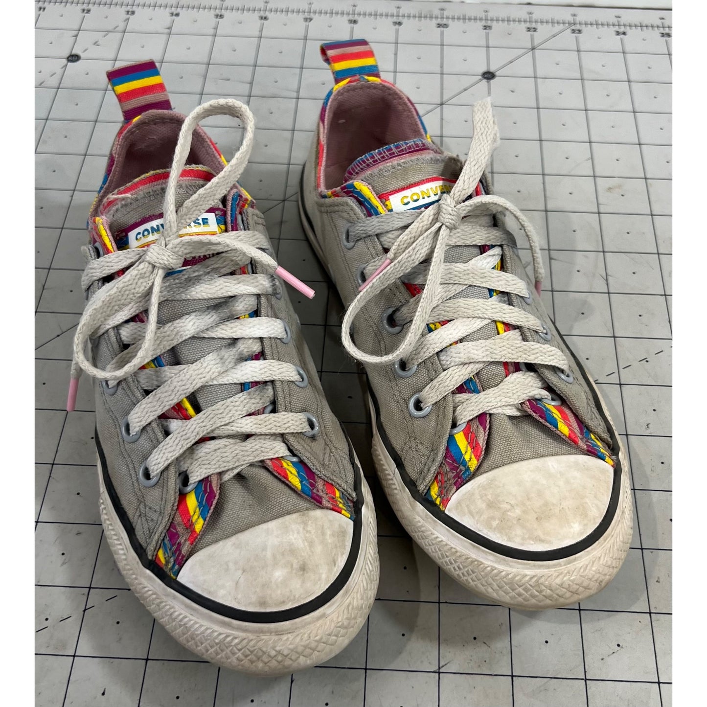 Converse Chuck Taylor Rainbow Trim Low-Top Sneakers Sz. 3 Youth Canvas Multicolor