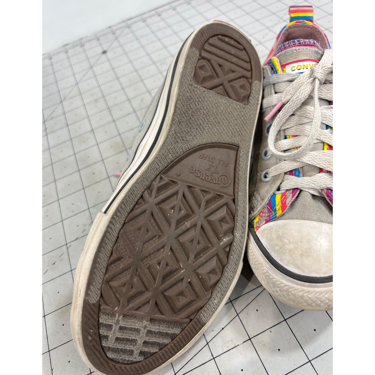 Converse Chuck Taylor Rainbow Trim Low-Top Sneakers Sz. 3 Youth Canvas Multicolor