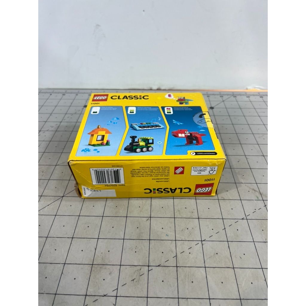 LEGO Classic Bricks and Ideas Set 11001 (123 Pieces) New in Box