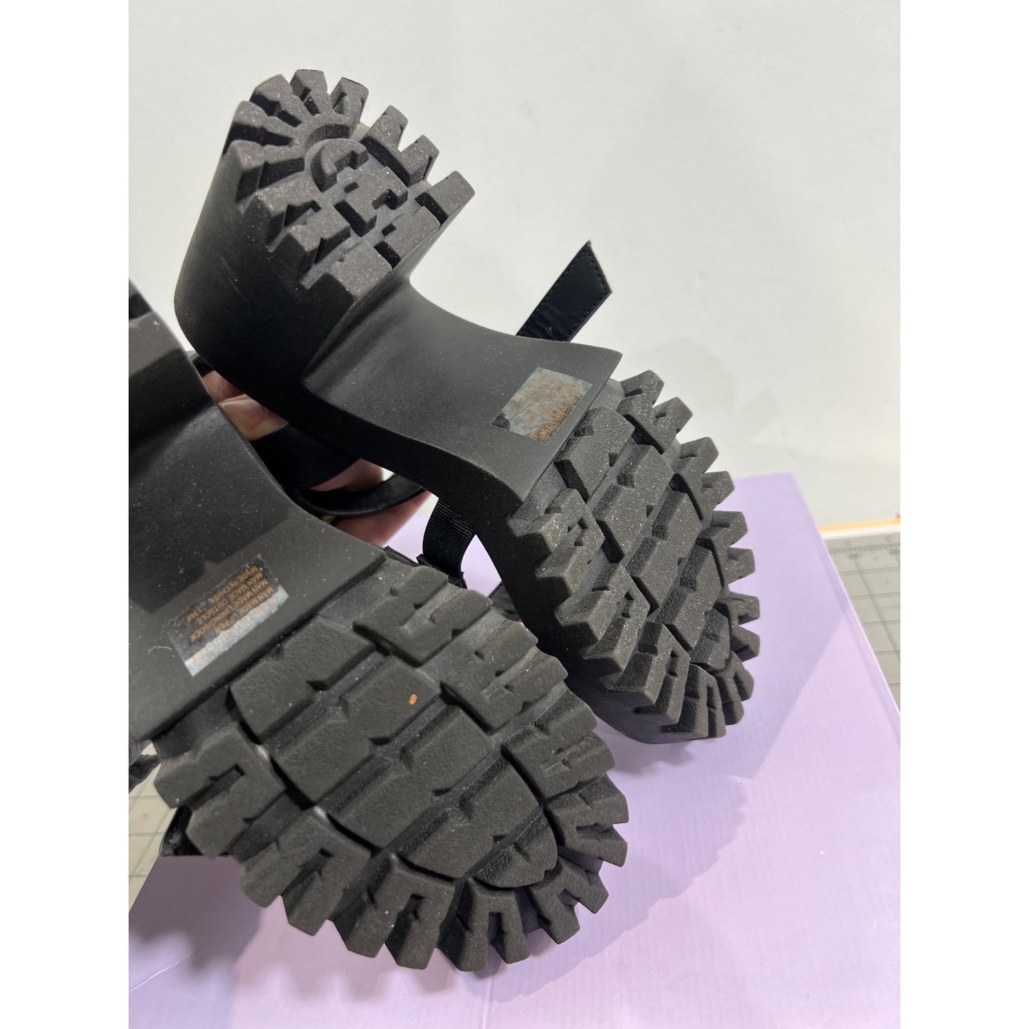 Madden Girl Stunning Women's Black Sandal 7.5 M