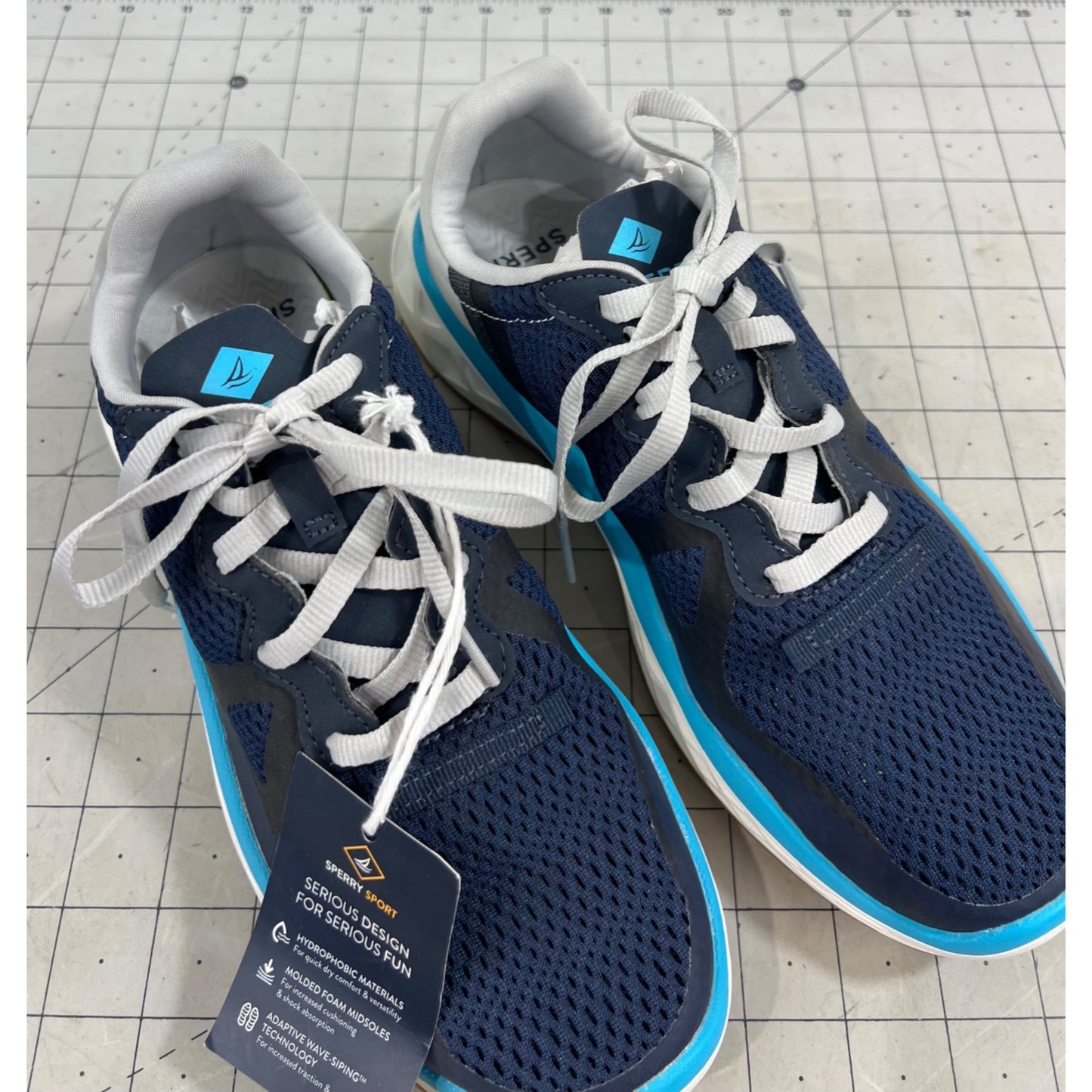 Sperry Women’s Headsail Sneaker Sz. 8.5 Navy/Gray Mesh Lightweight Design NEW