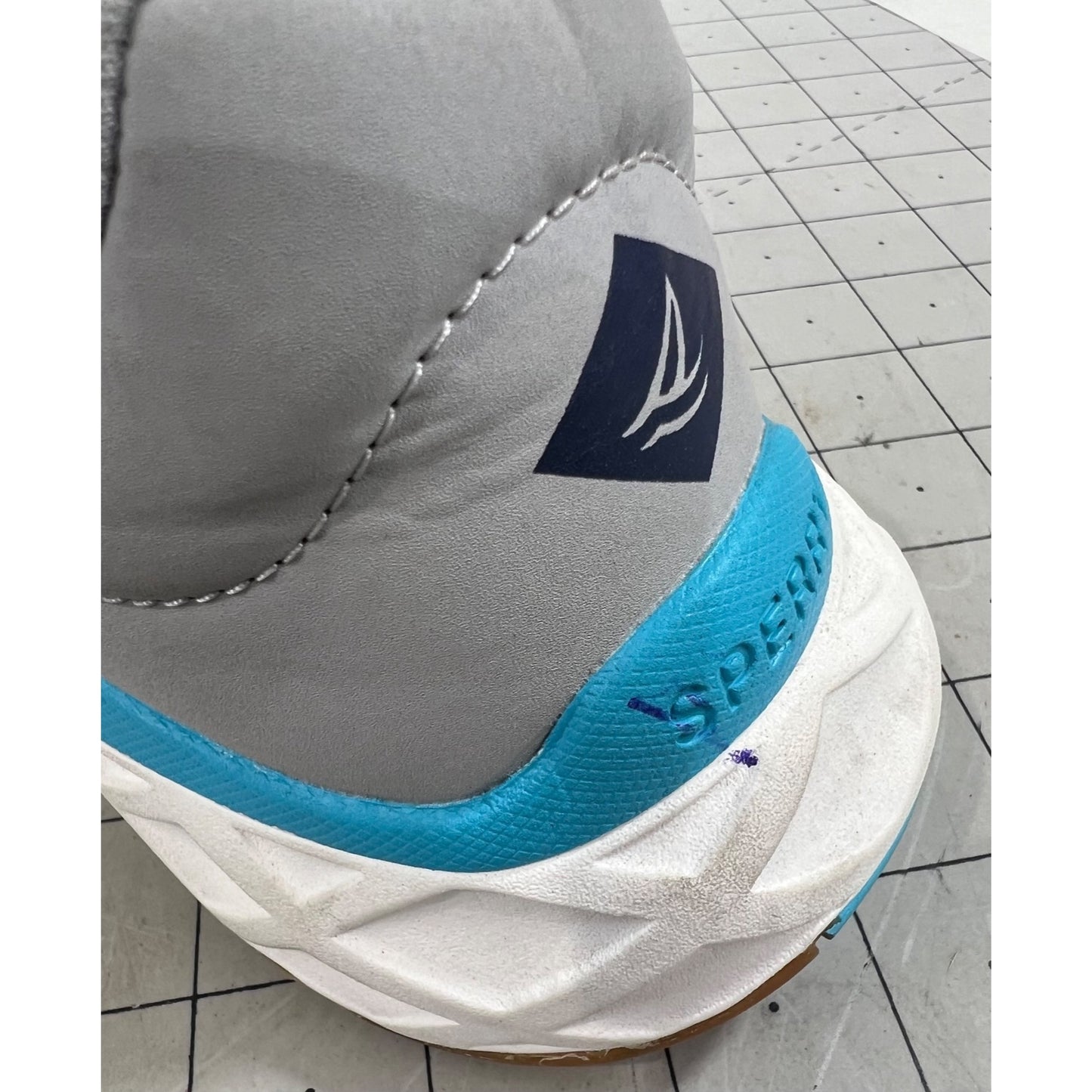 Sperry Women’s Headsail Sneaker Sz. 8.5 Navy/Gray Mesh Lightweight Design NEW