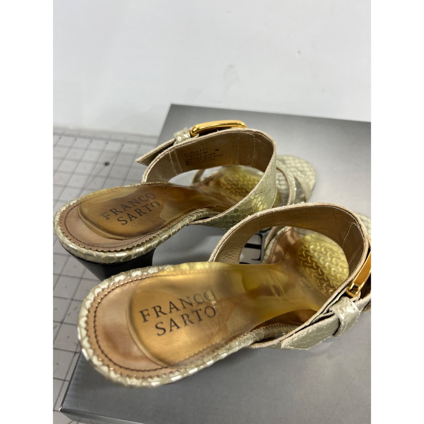 Franco Sarto Gold Snake Print Heeled Sandals Women's Sz. 8 L-Dente2 Platinum COB