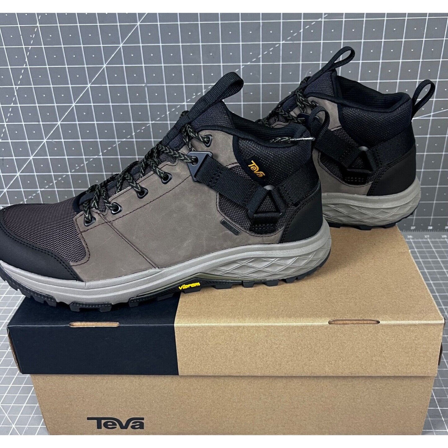 TEVA Men's Grandview GORE-TEX Hiking Boot Chocolate Chip New Sz. 8.5 US