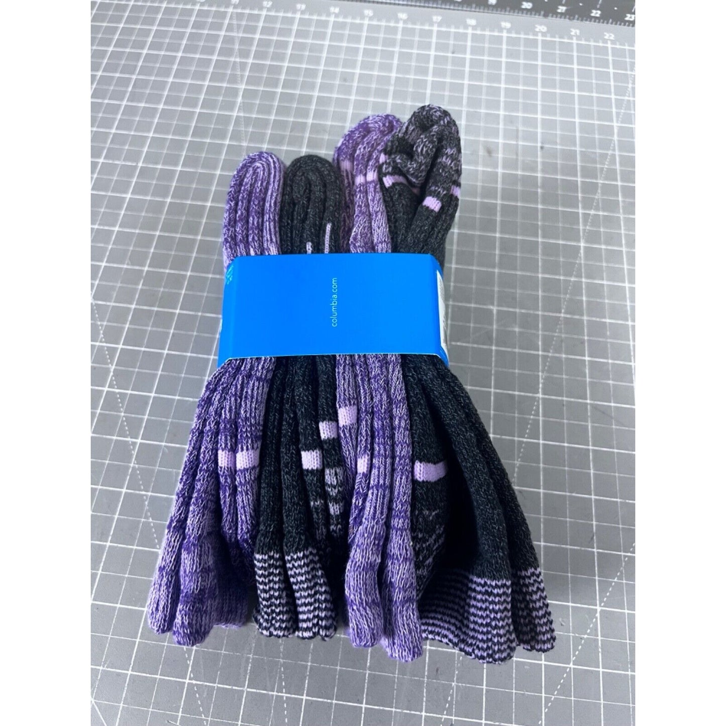 Women's Columbia Crew Socks 4-11 NEW 4-pack Wild Iris Purple Outdoor/Hiking ~~