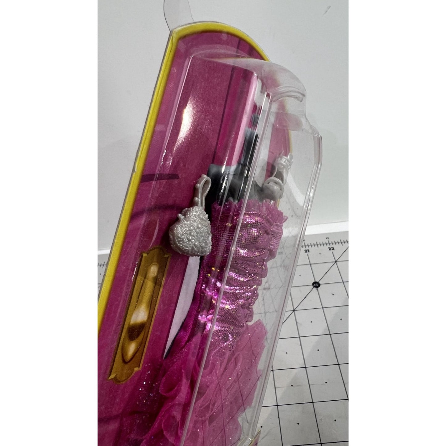 Barbie Gown Fashion Accessory N8328 Pink Glitter Dress Silver Heels Purse New