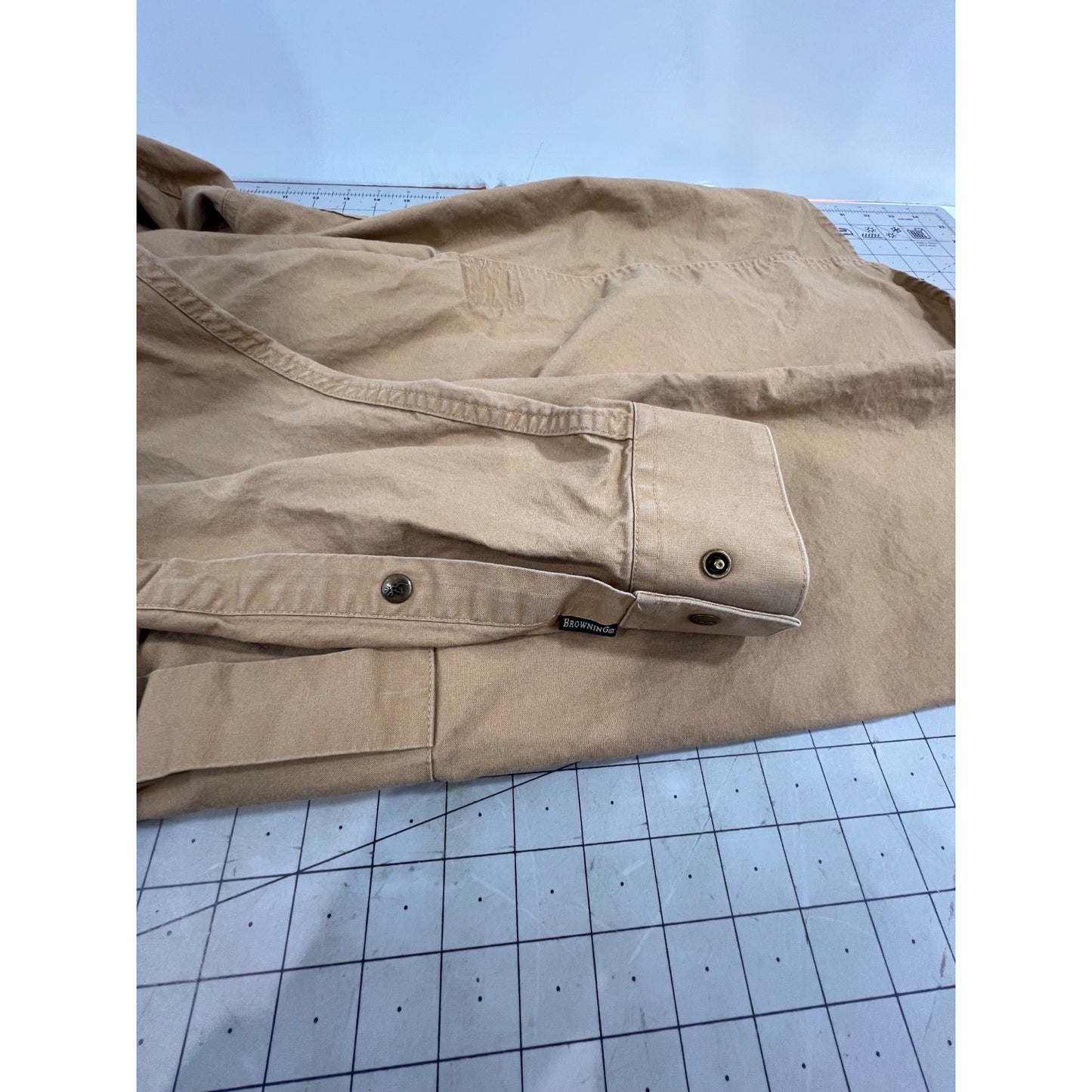 Browning Men’s Tan Long Sleeve Metal Snap  Shirt L Utah DNR Wildlife Resources