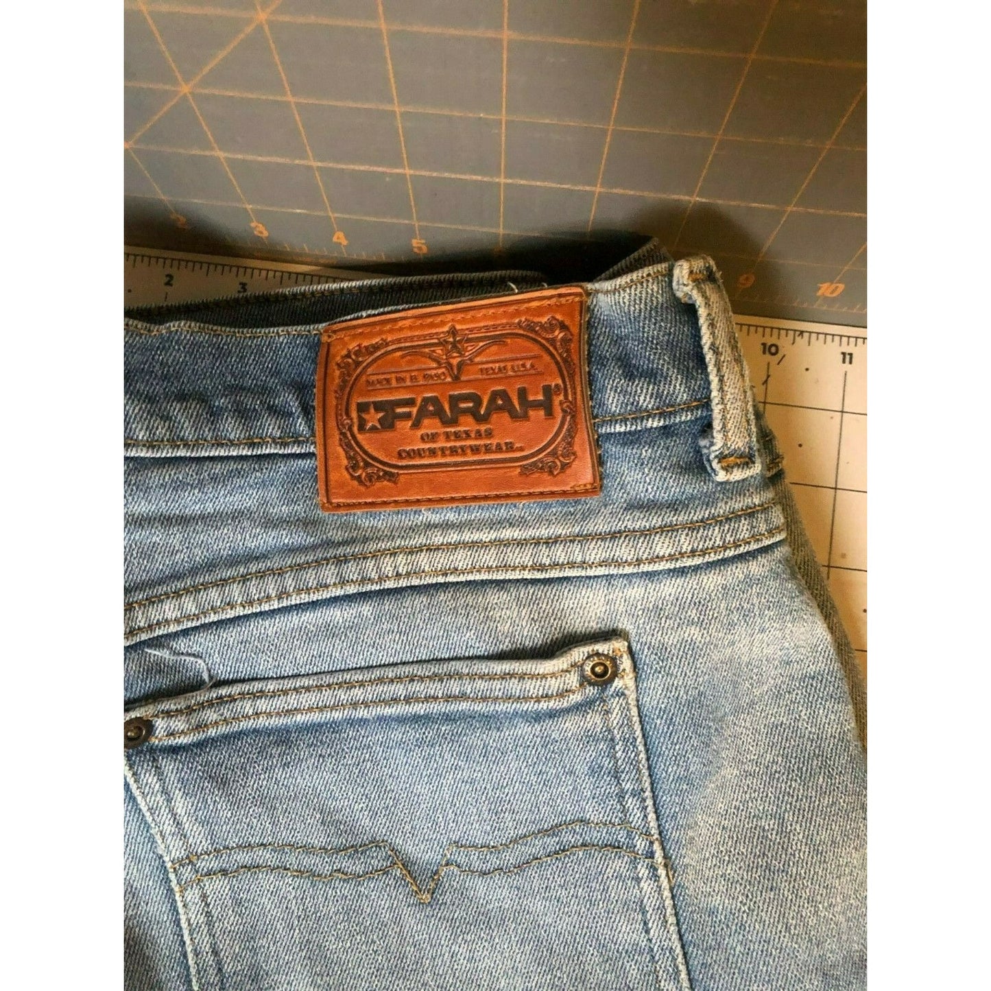 Vintage Farah Classic Straight Leg Distressed Blue Jeans Cotton Denim Menswear