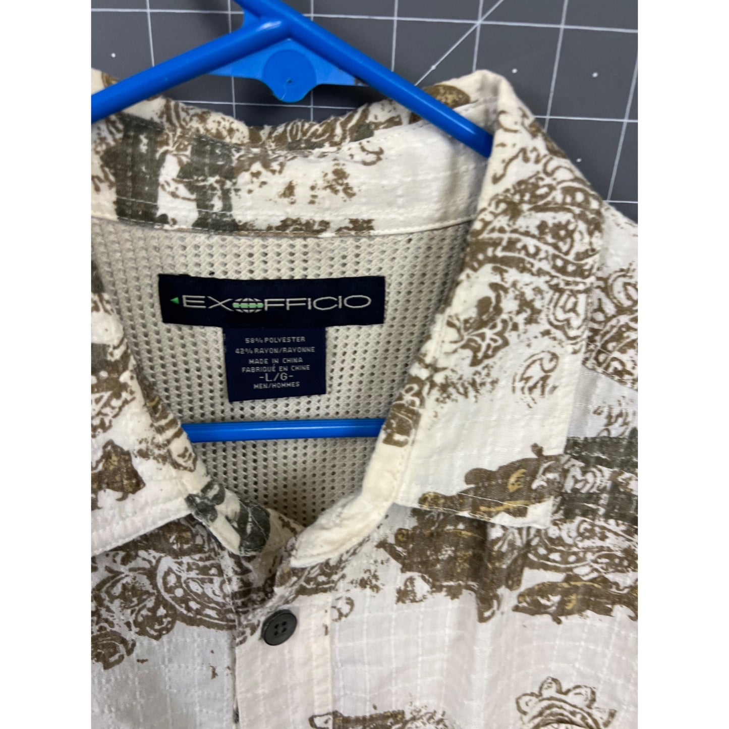 Mens ExOfficio Short Sleeve Shirt Paisley Fish Pattern Vented Lightweight Sz. L