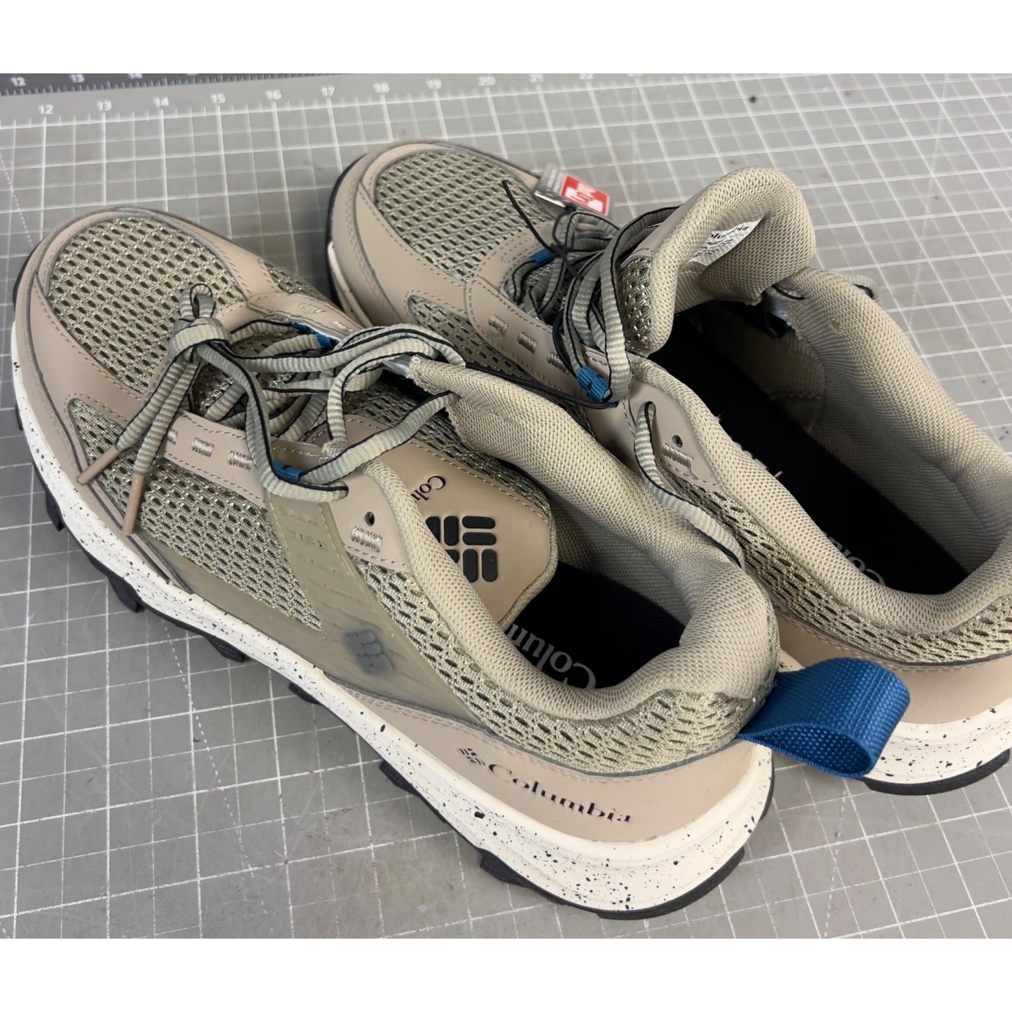 Columbia Hatana Breathe Mens Sneakers Size 9.5 Tan Phoenix Blue New