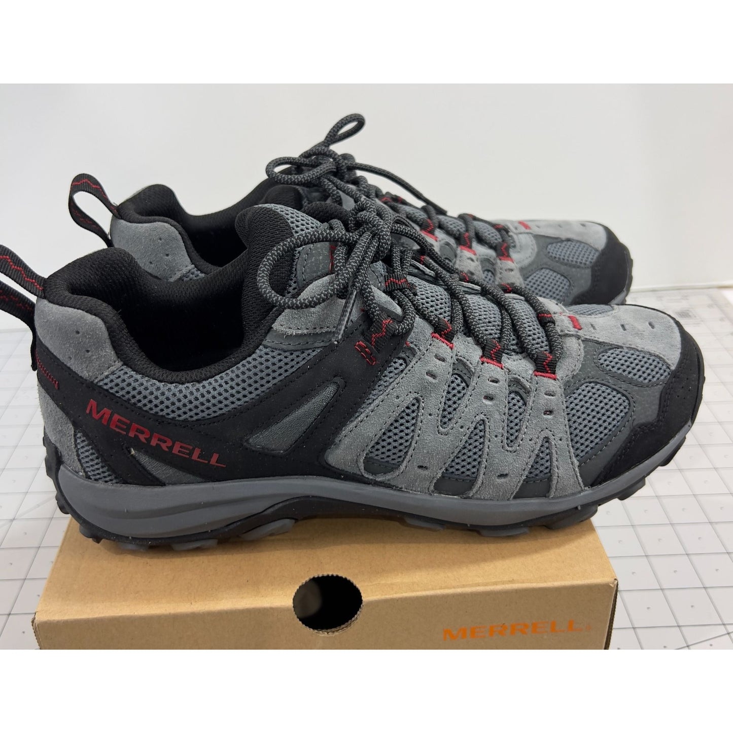 Merrell Accentor 3 Hiking Shoes Leather/Synthetic Men's Sz. 9.5 New Rock/Gray