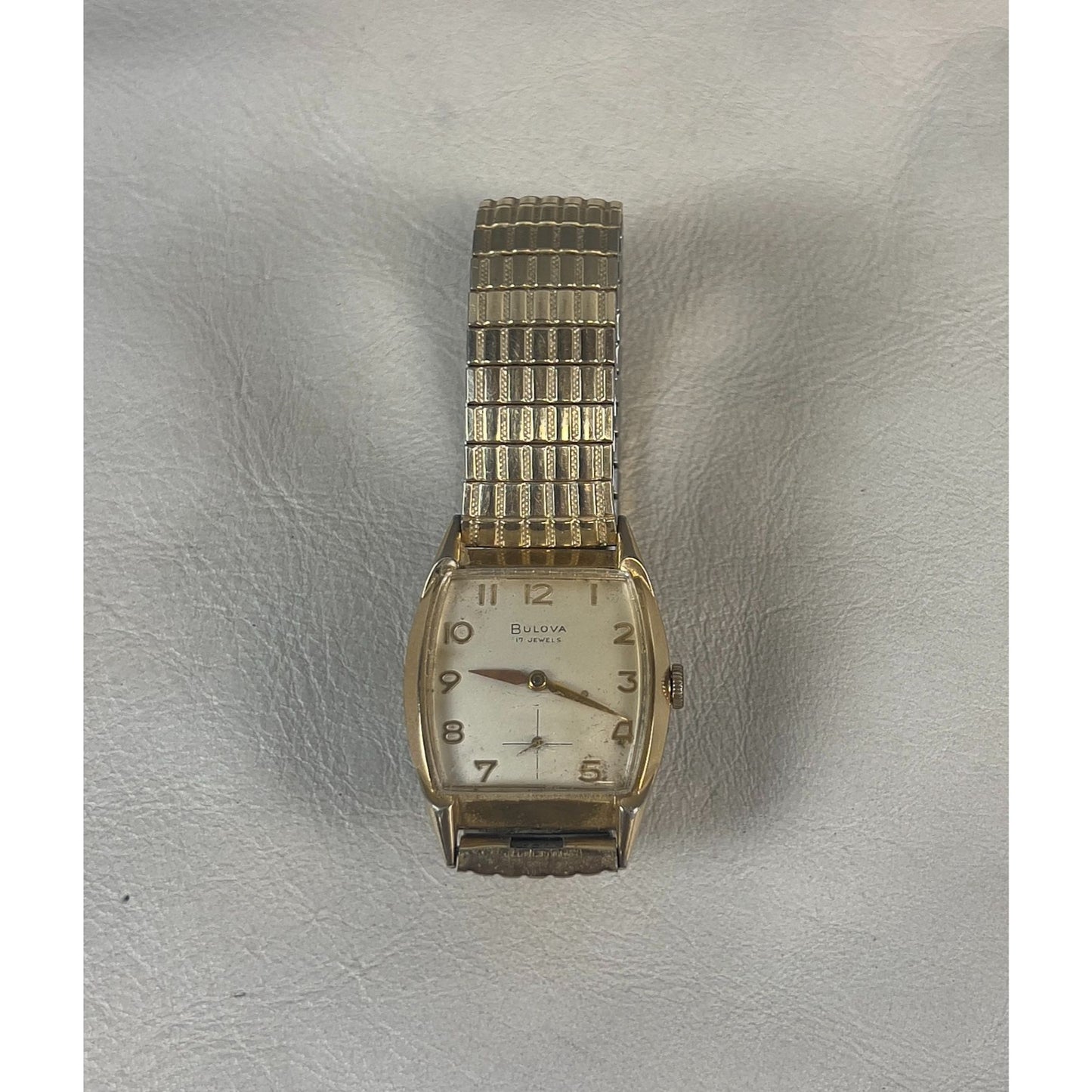 Vintage BULOVA L9 Men's Square Watch 10K Rolled Gold Parts/Repair 17 Jewels
