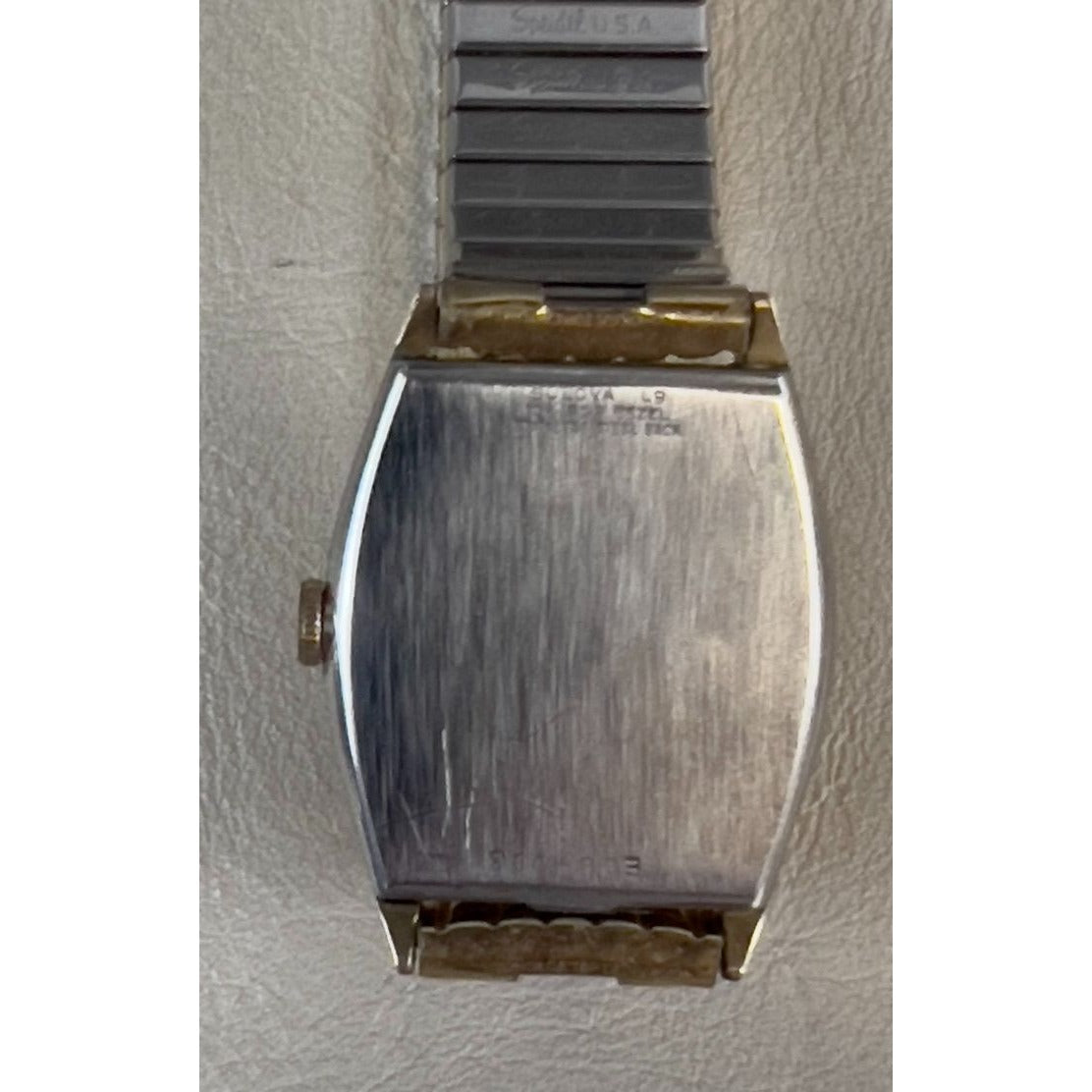 Vintage BULOVA L9 Men's Square Watch 10K Rolled Gold Parts/Repair 17 Jewels