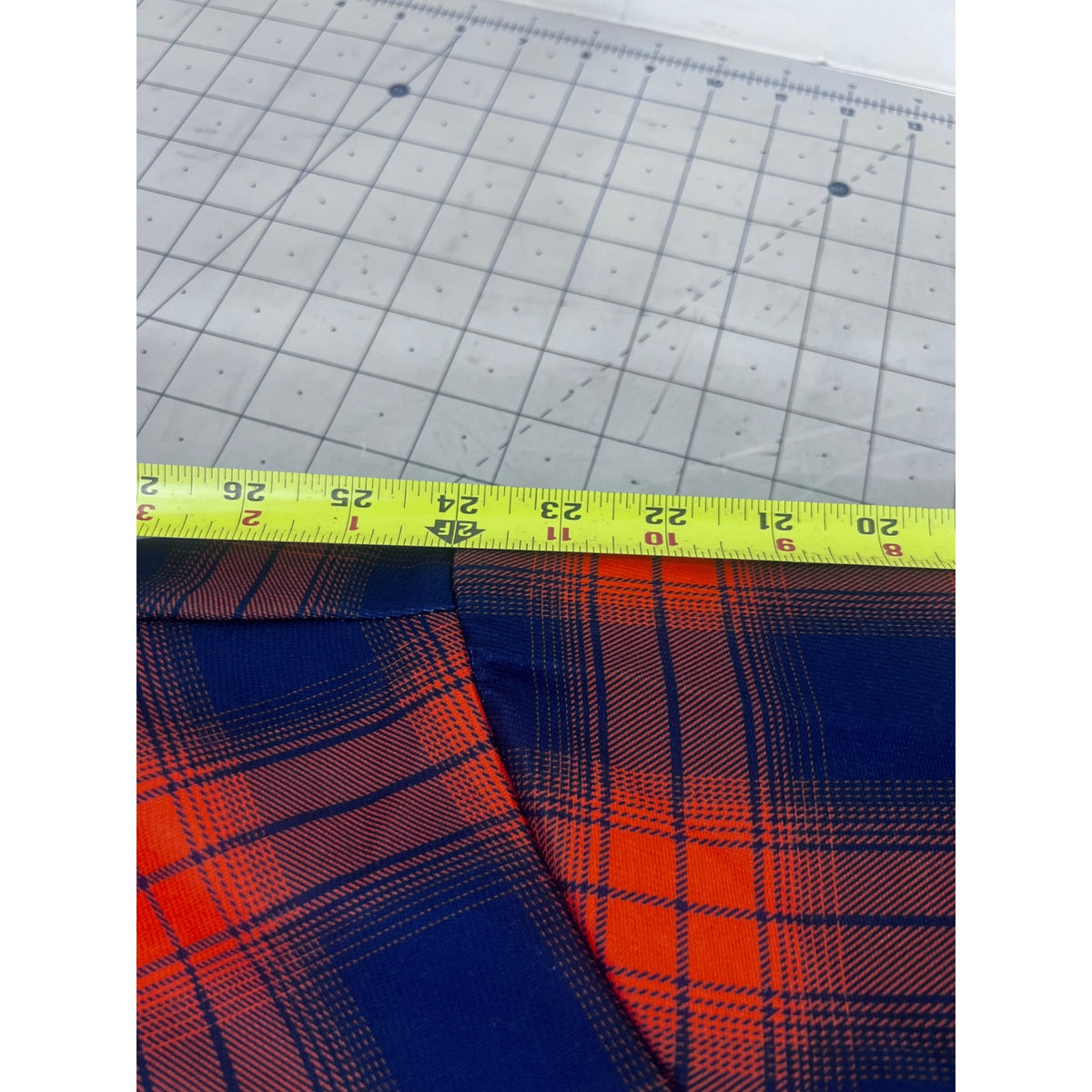 Men's Quilted Flannel Shirt Jacket Plaid Blue & Orange Sz. L Pearl Snap Shacket