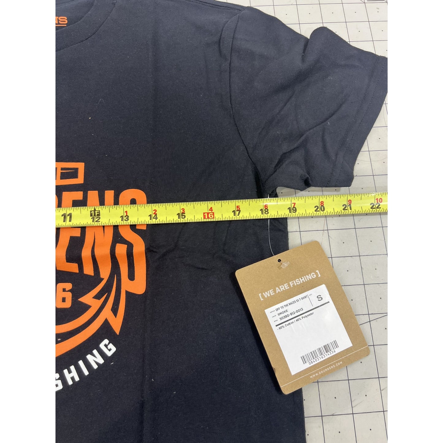 Grundéns “Off To The Races” SS T-Shirt Smoke Men’ Sz. S Black/Orange Graphic New