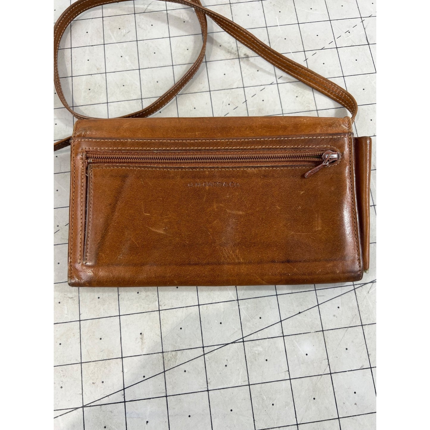 G.H. Bass & Co. Brown Leather Wallet Crossbody Bag Full Grain Leather vintage