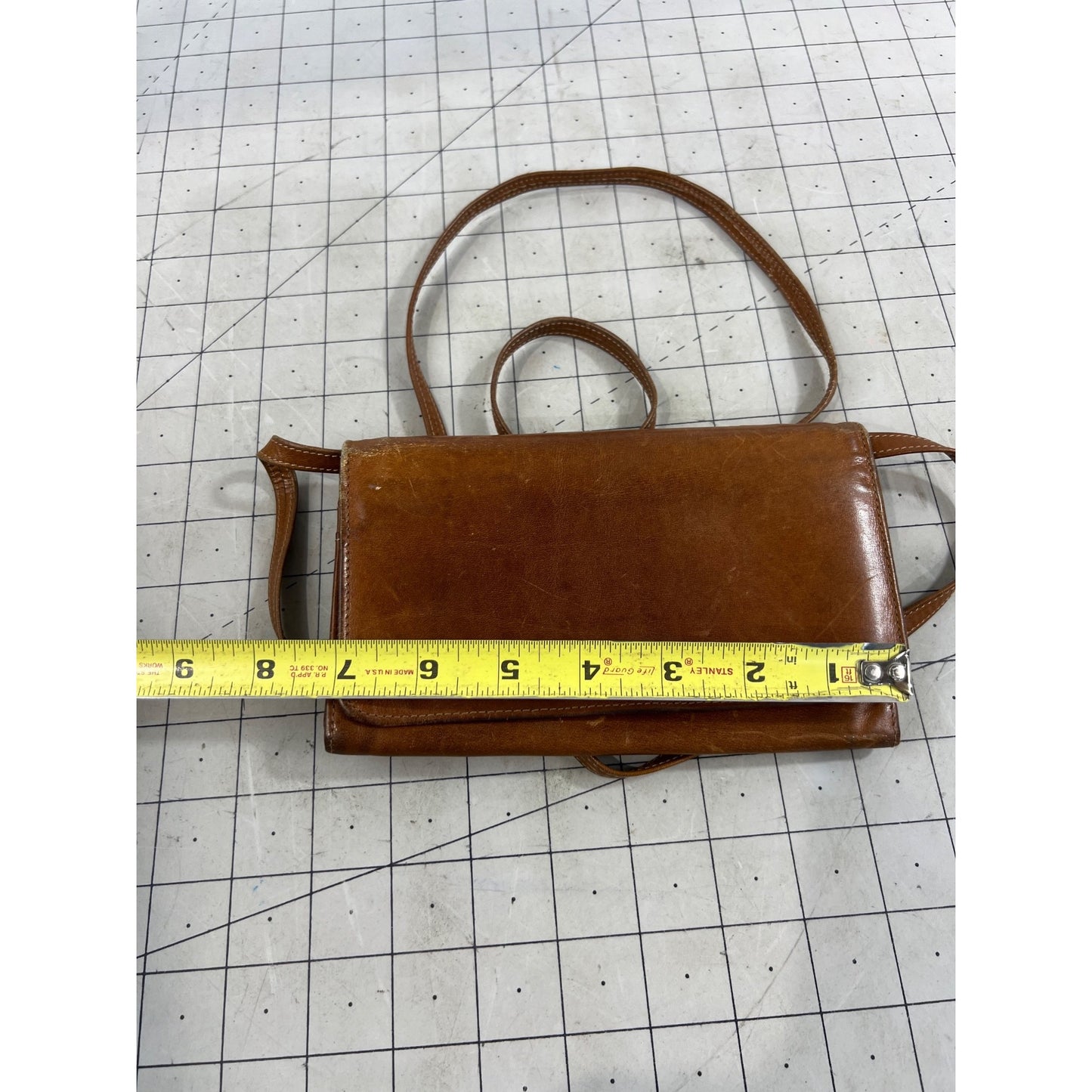 G.H. Bass & Co. Brown Leather Wallet Crossbody Bag Full Grain Leather vintage