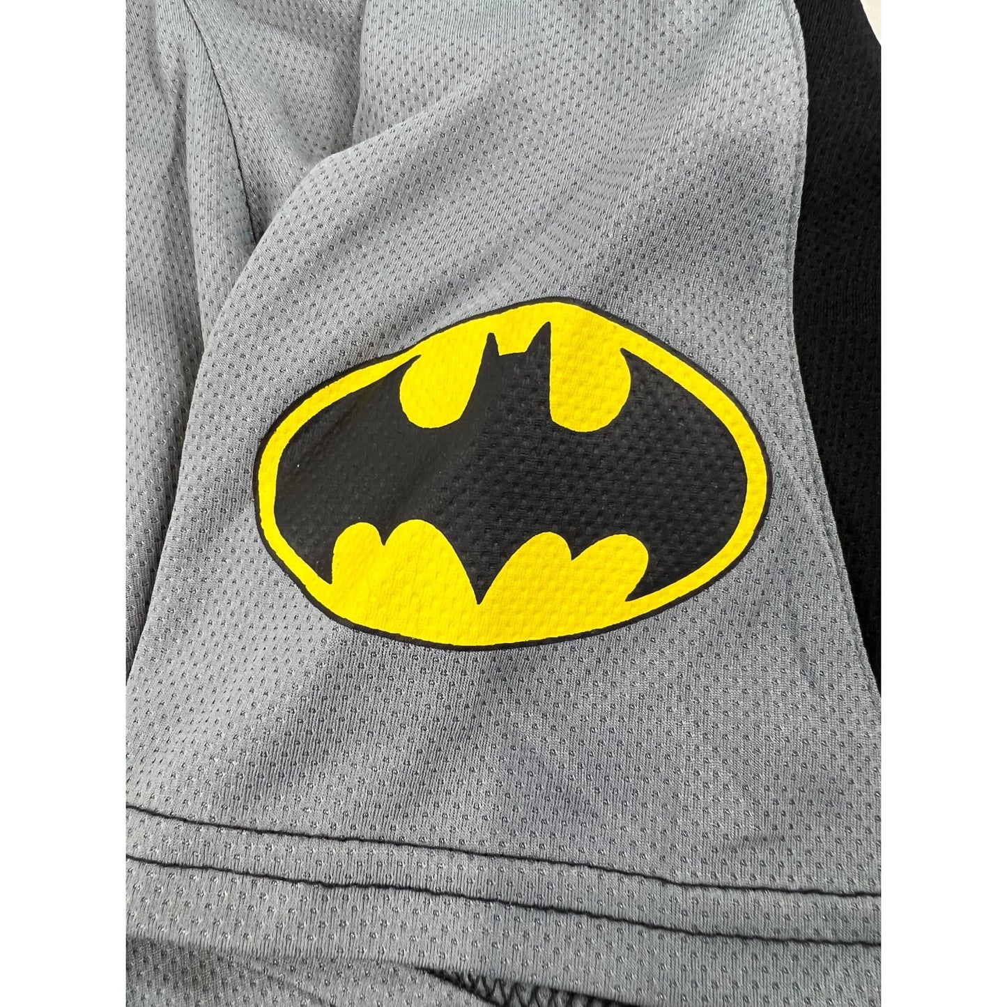 Batman Boys Mesh Athletic Shorts Size 6/7 Gray & Black With Yellow Logo