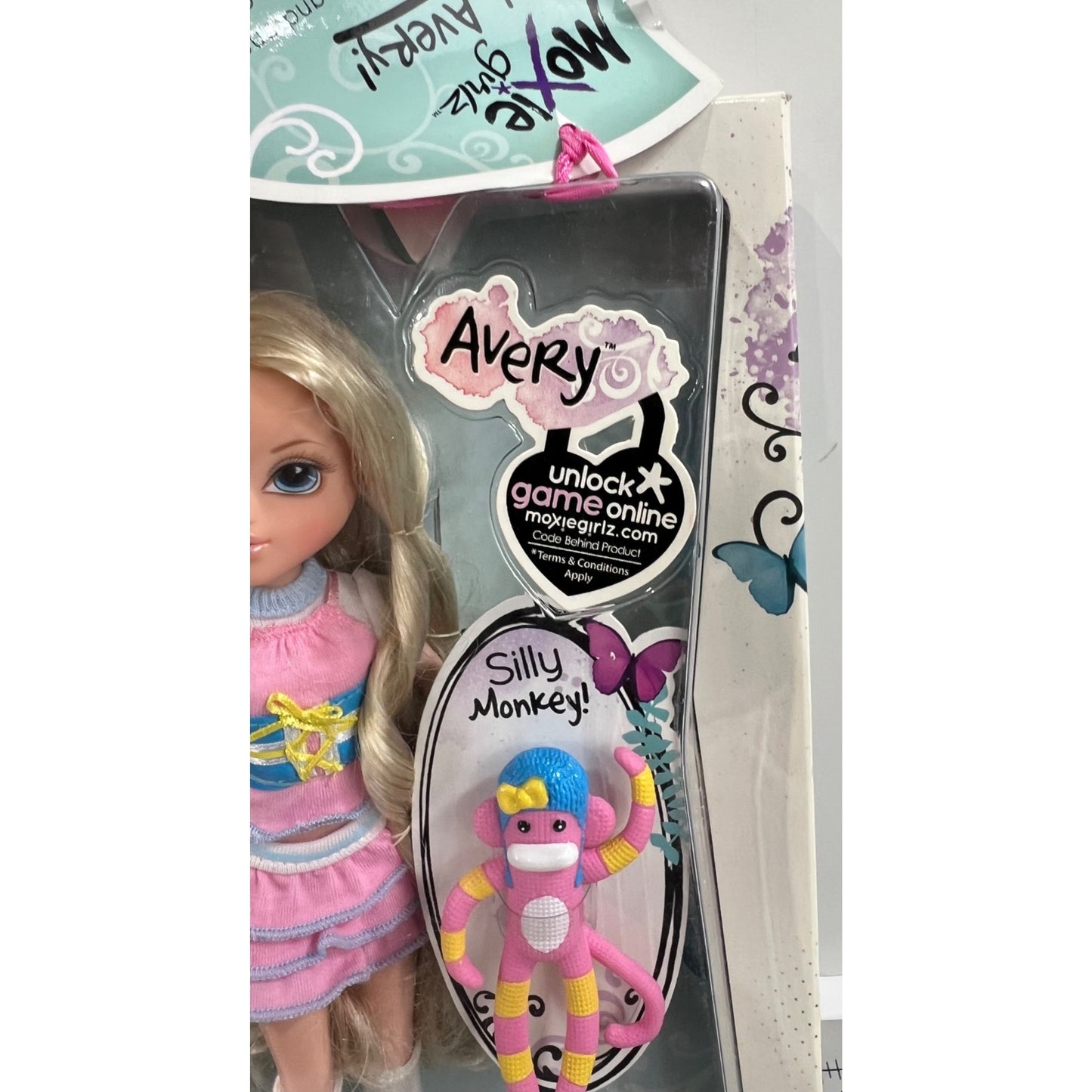 Moxie Girlz Be True Be You “Avery” Dollpack w/Silly Sock Monkey Friend New