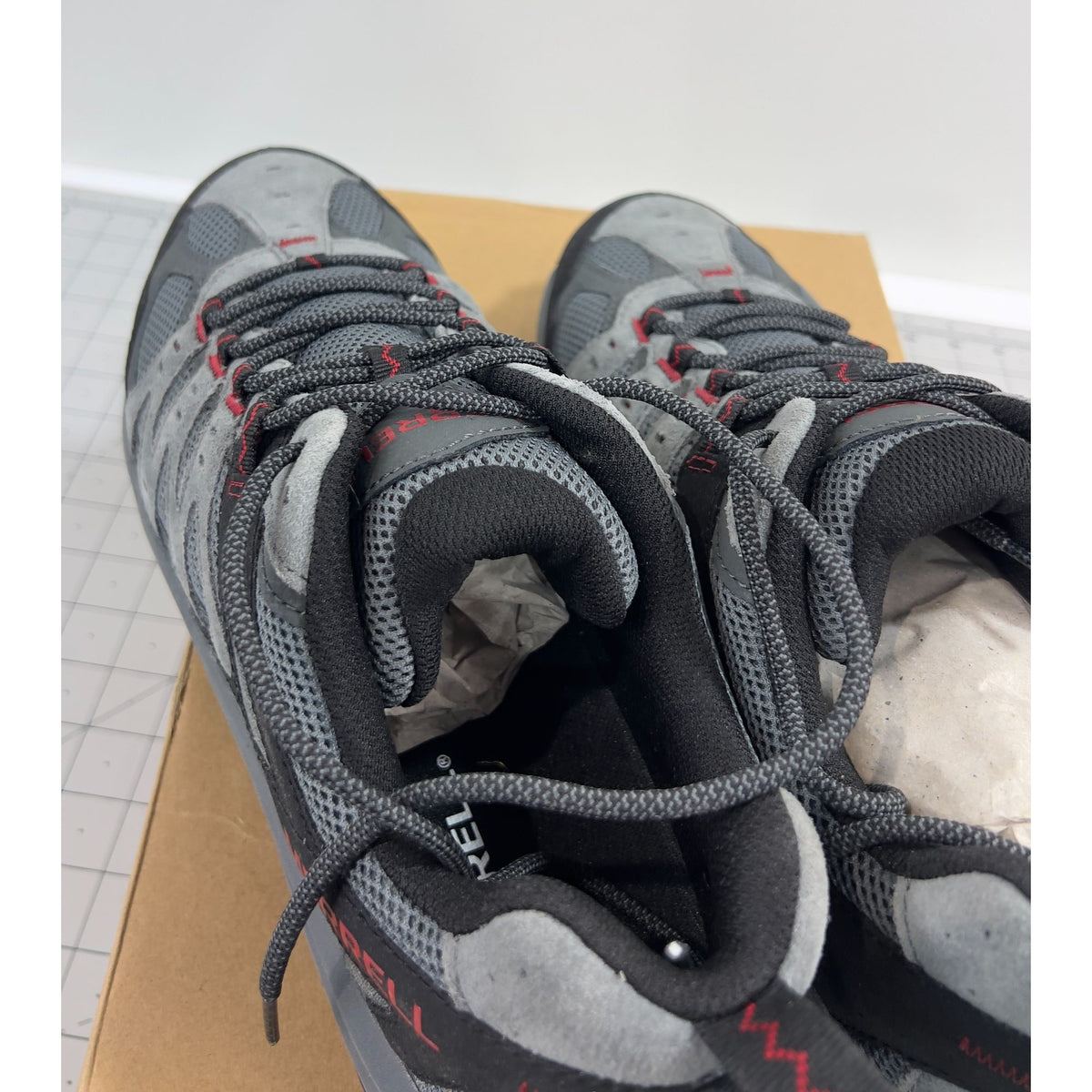 Merrell Accentor 3 Mens Hiking Shoes Size 11 Rock/Gray