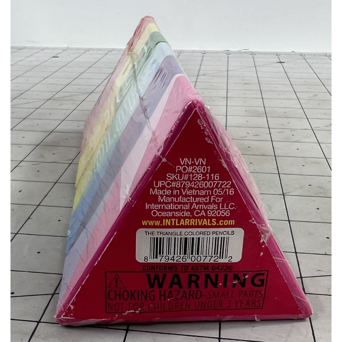 Ooly  Writing Utensils  - Triangle Colored Pencils New