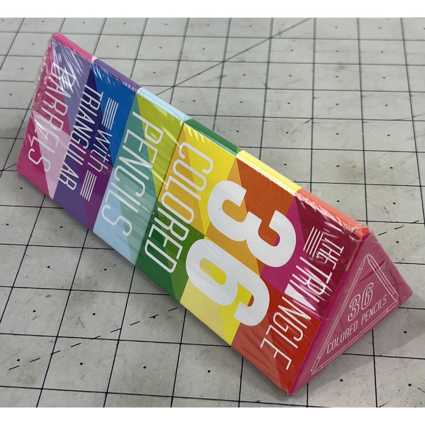 Ooly  Writing Utensils  - Triangle Colored Pencils New