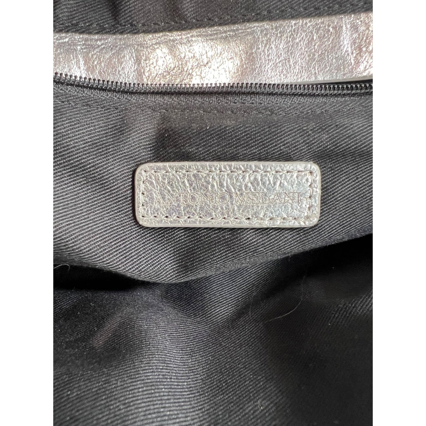 Antonio Melani Silver Quilted Leather Shoulder Bag Chain Strap & Clasp Closure ~