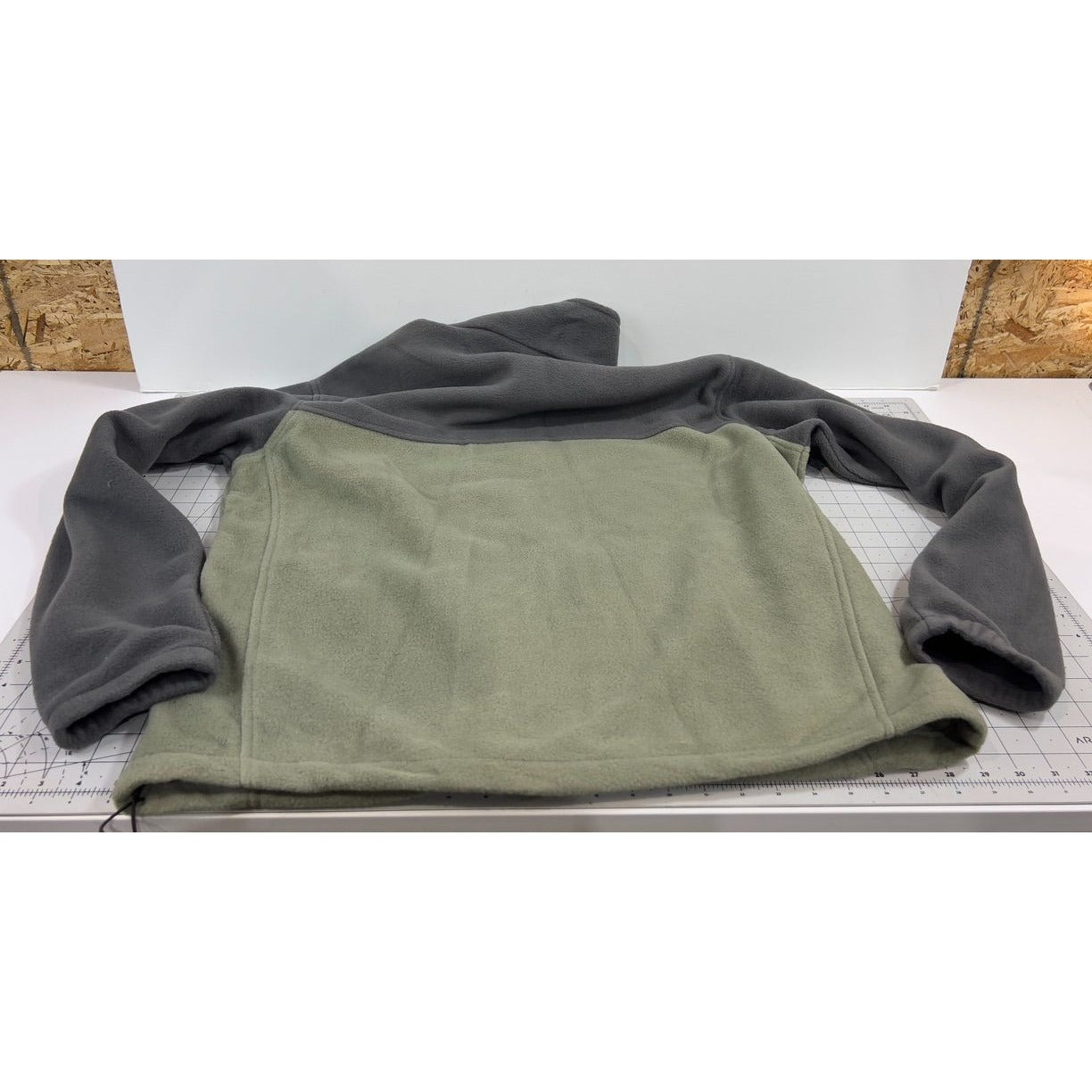 Columbia Steens 2.0 Mountain Men's XL Fleece Jacket Green Gray Full Zip NWOT