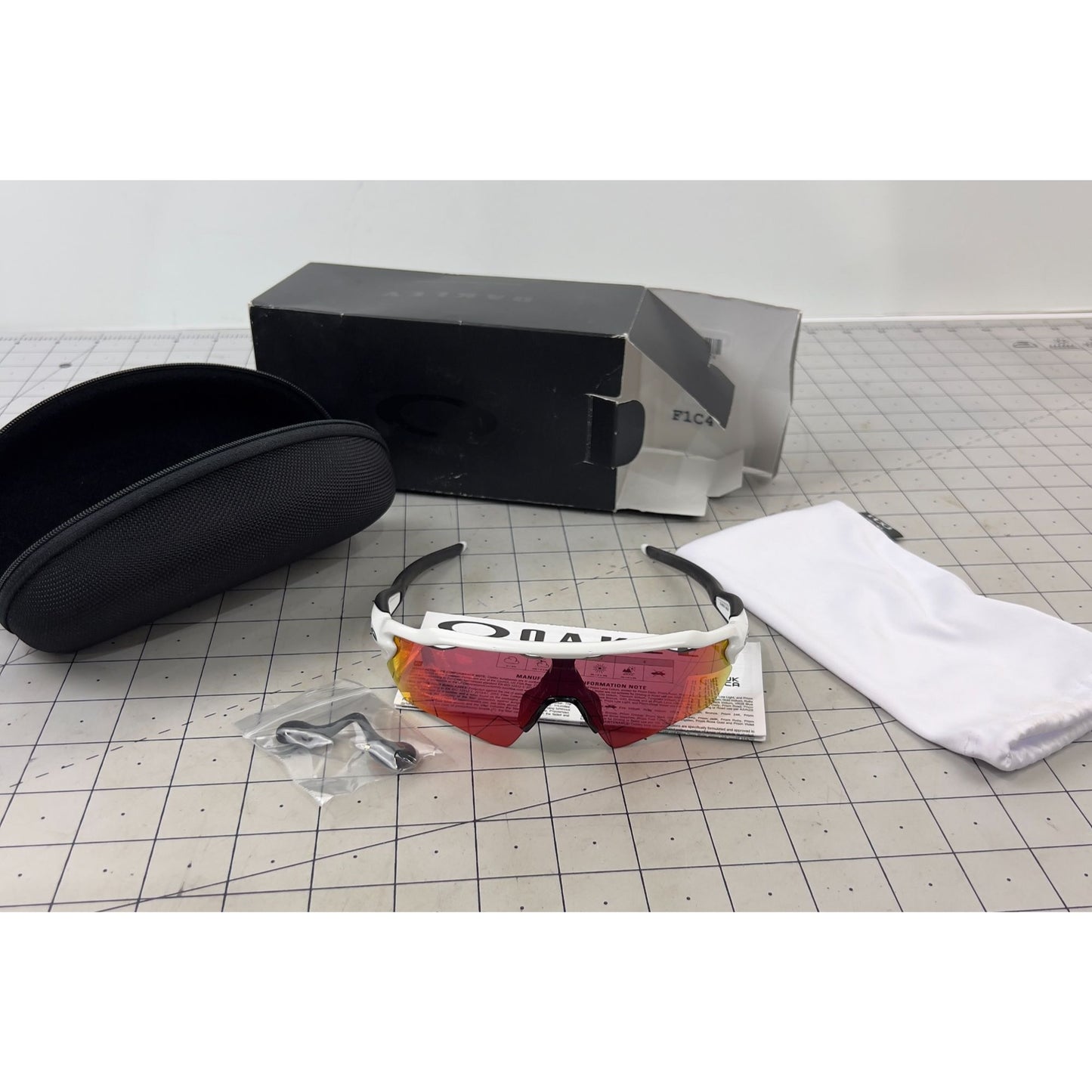 Oakley Youth Radar EV XS Path Sunglasses in White/Prizm Field