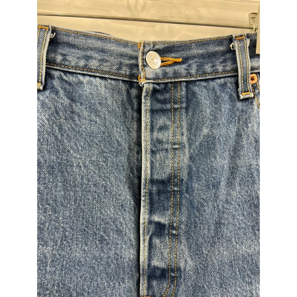Levi’s 501 Men’s Blue Denim Jeans W38 L34 Straight Fit Classic Button Fly 36x31