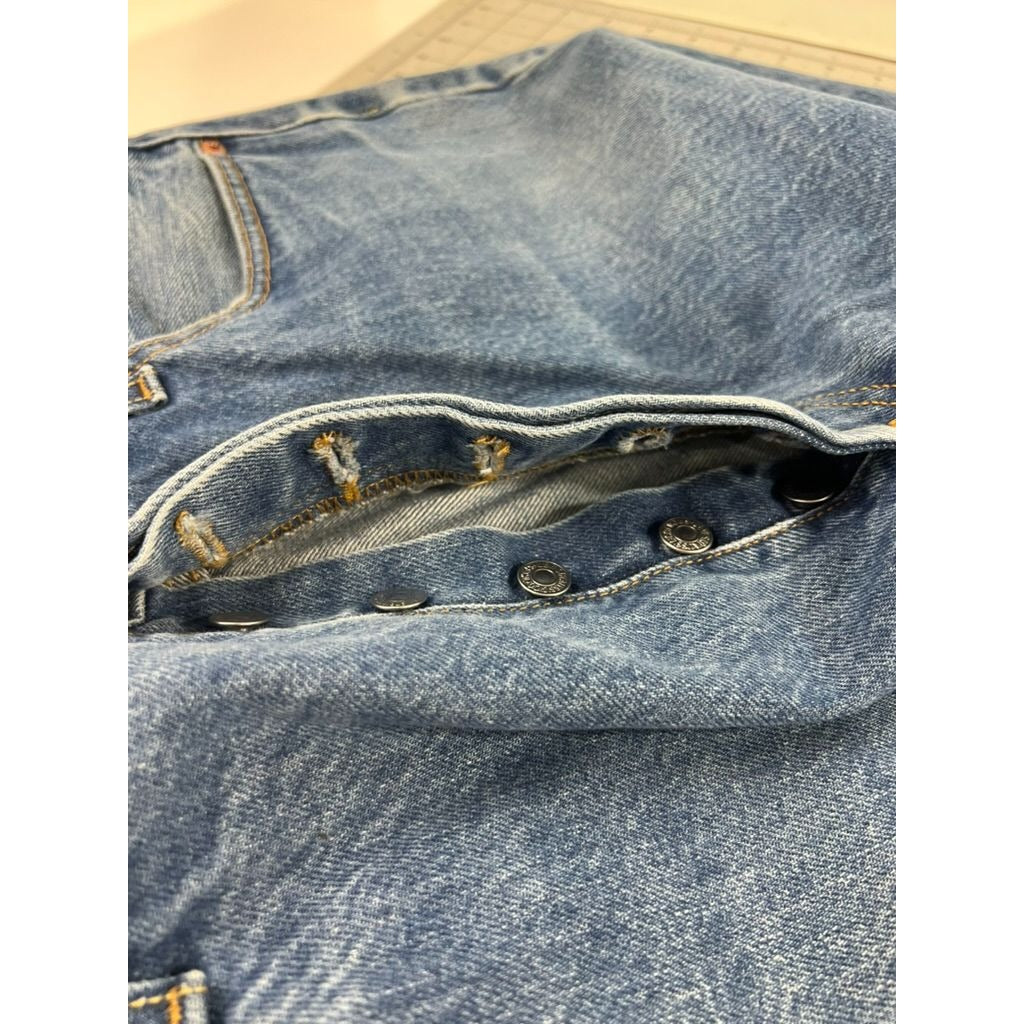 Levi’s 501 Men’s Blue Denim Jeans W38 L34 Straight Fit Classic Button Fly 36x31