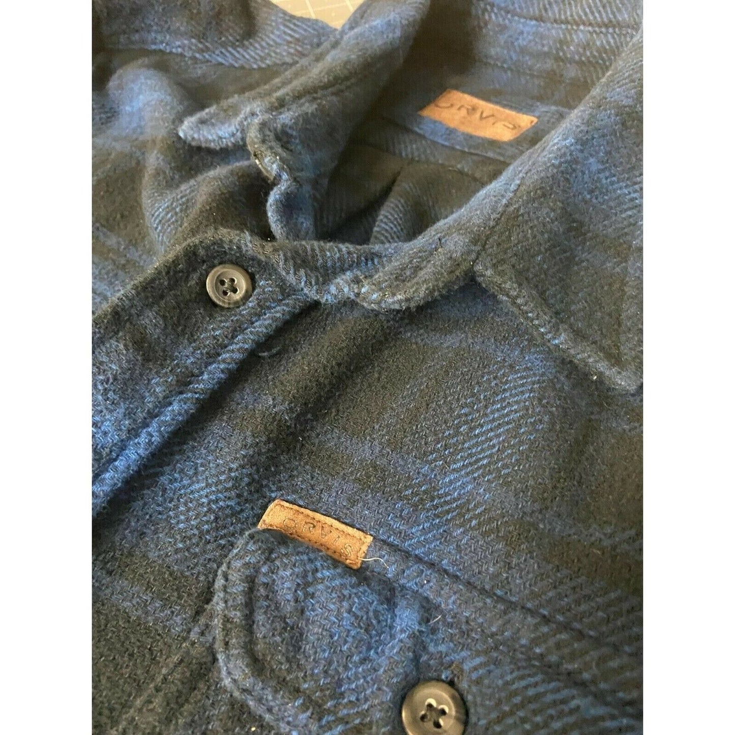 Men's Orvis XL Flannel Shirt Jacket Blue Plaid Button-Up Long Sleeve
