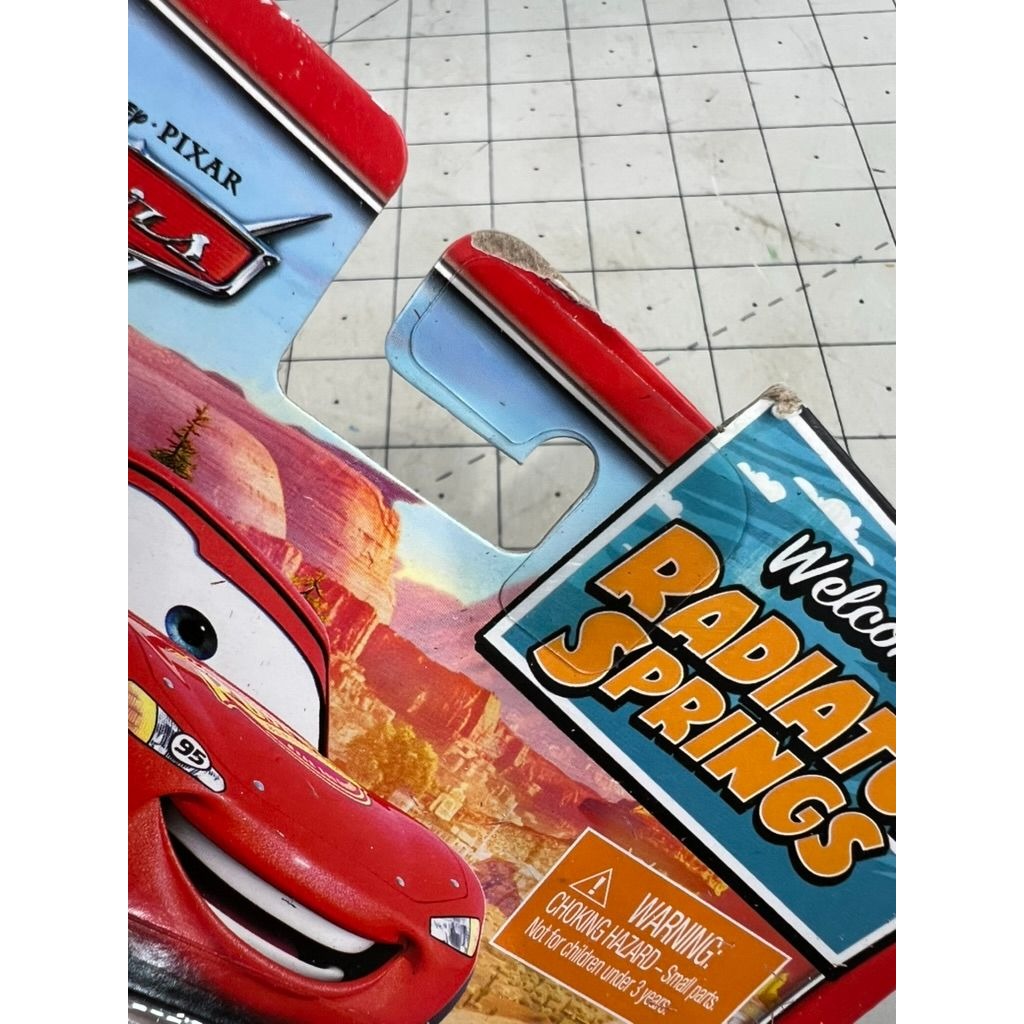 Disney Pixar Cars Radiator Springs Lightning McQueen New on Card