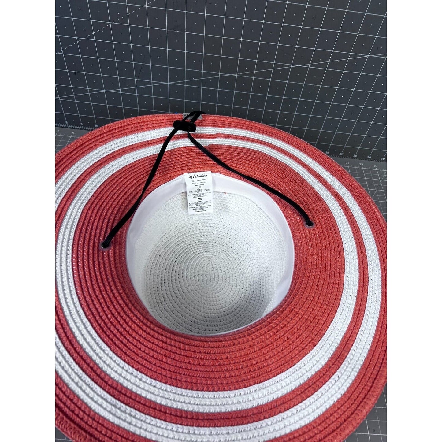Columbia Womens Global Adventure Packable Hat II L/XL White & Peach NWT