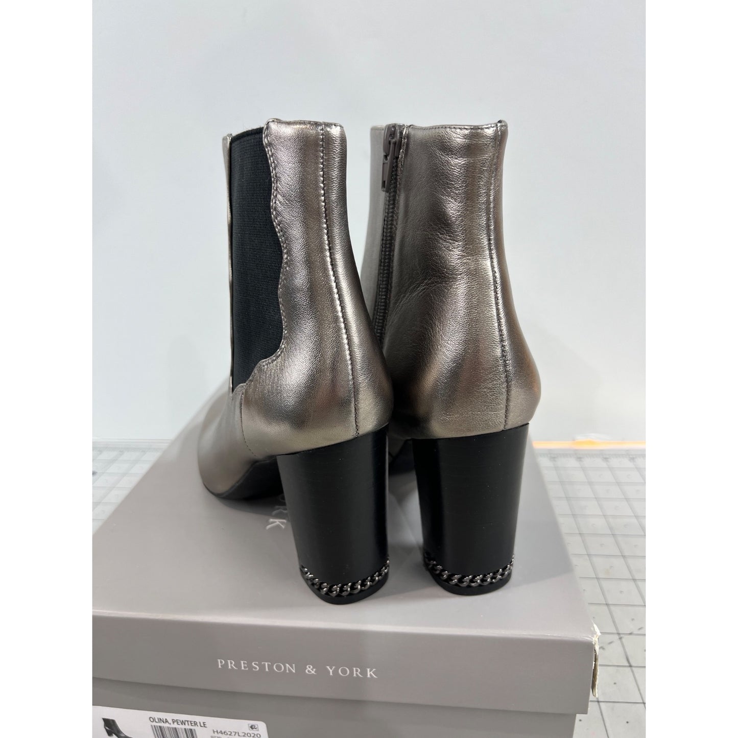 Preston & York Olina Pewter Leather Ankle Boots 7.5 M Side Zipper Block Heel