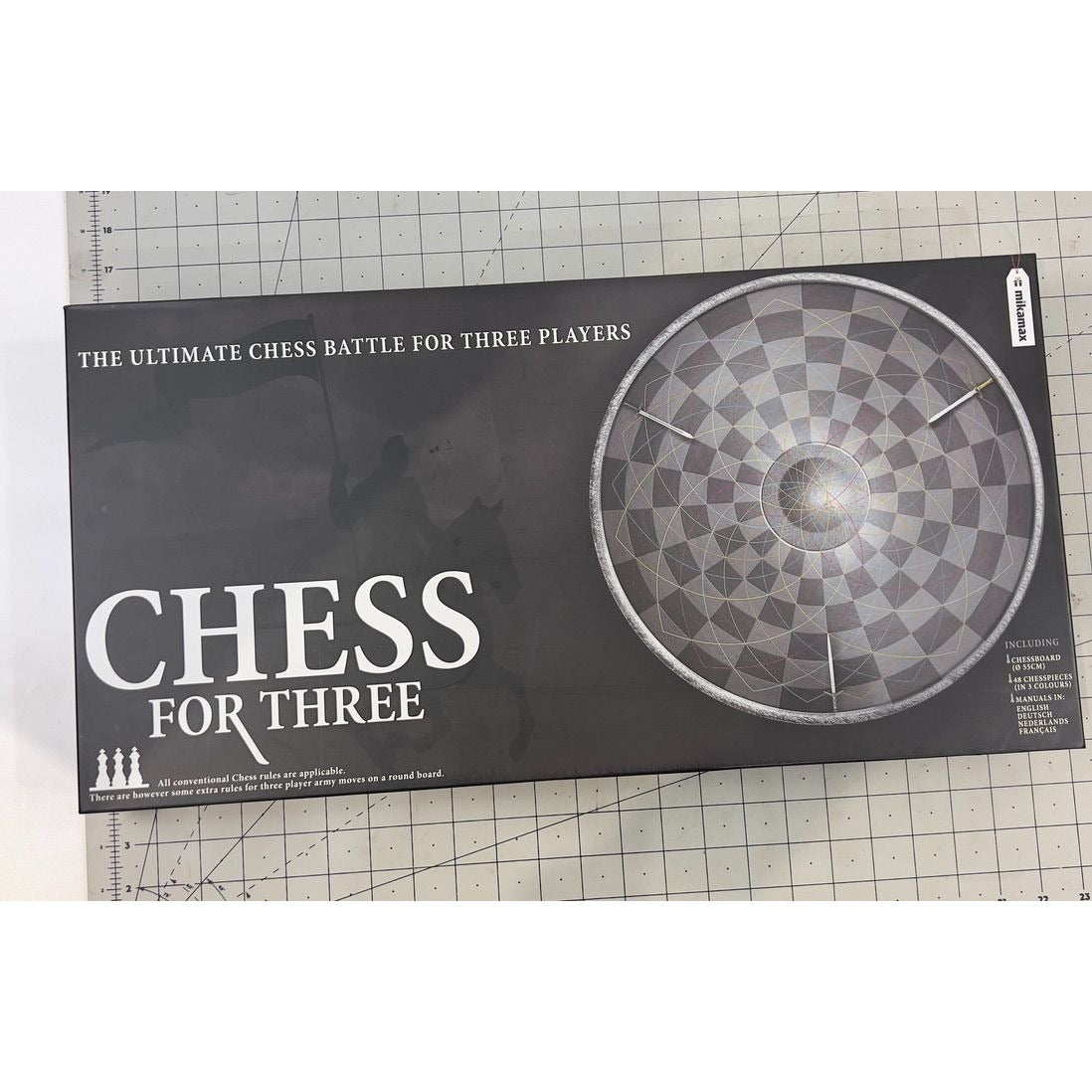 Mikamax Chess For Three Game w/Round Board 3 Player Pieces & Instructions Open Box