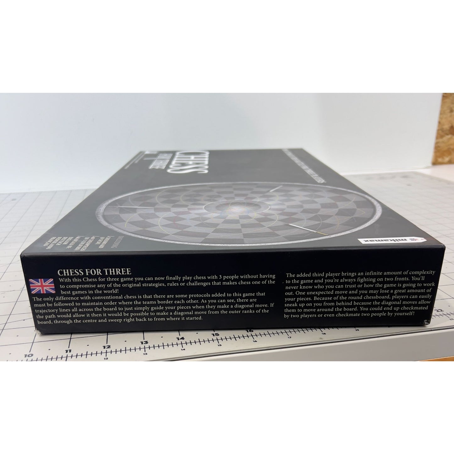 Mikamax Chess For Three Game w/Round Board 3 Player Pieces & Instructions Open Box