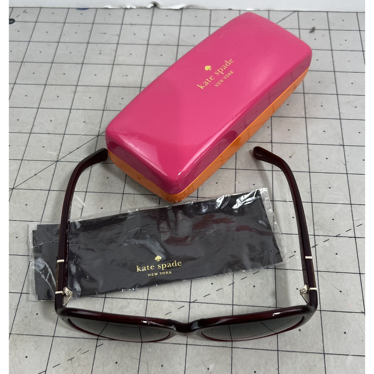 Kate Spade Women’s Polarized Cheyenne Sunglasses  Case & Cleaning Cloth