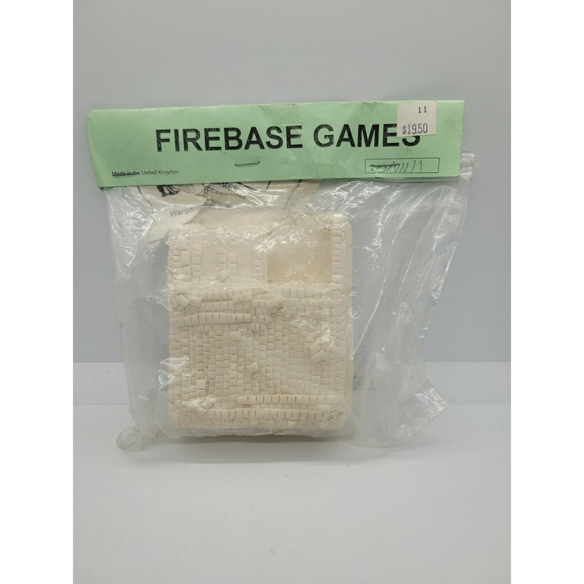 Medium Sandbag Bunker 20/VN 11 Wargames Miniatures - Firebase Games - Made In UK