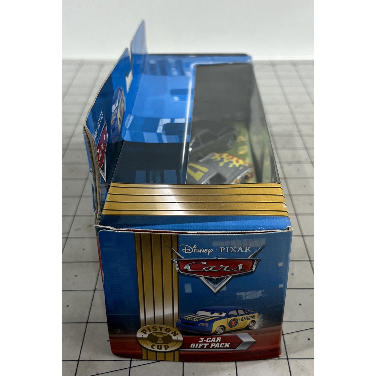 Disney / Pixar CARS Movie Exclusive 1:55 Diecast Piston Cup Nights 3 Car Set NIB